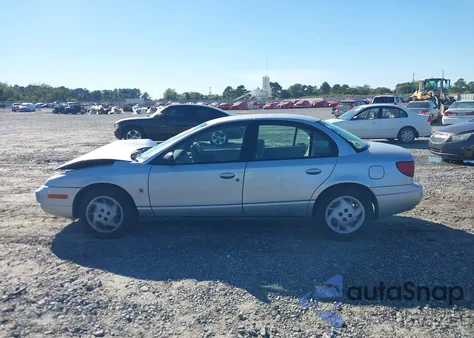 2002 Saturn S-Series Sl2 из США, поврежденный, VIN 1G8ZK52702Z243549